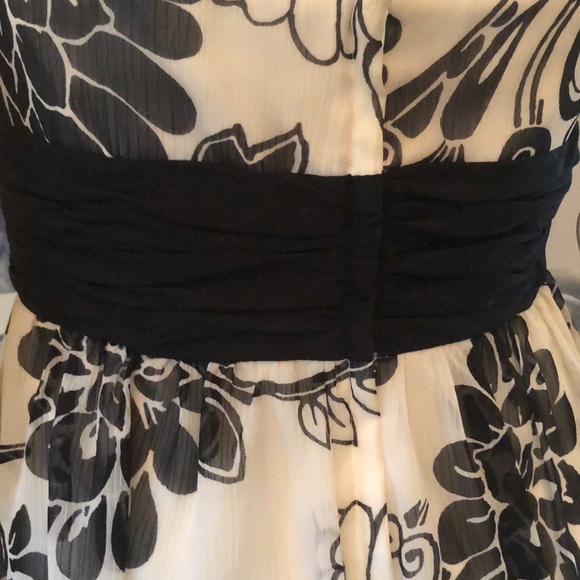 White House Black Market party dress - Picture 4 of 6